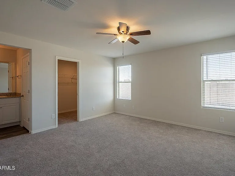 809 W Raymond St — Photo 9