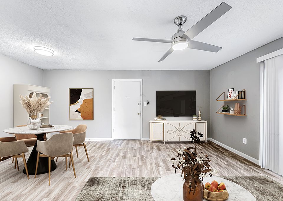 Elliot Roswell Apartments