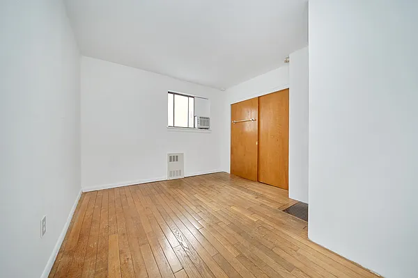 Rented by Living New York | media 8