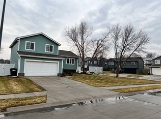 17723 K St, Omaha, NE 68135