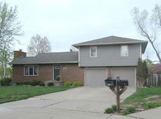 2900 Jeffrey Cir, Manhattan, KS 66502