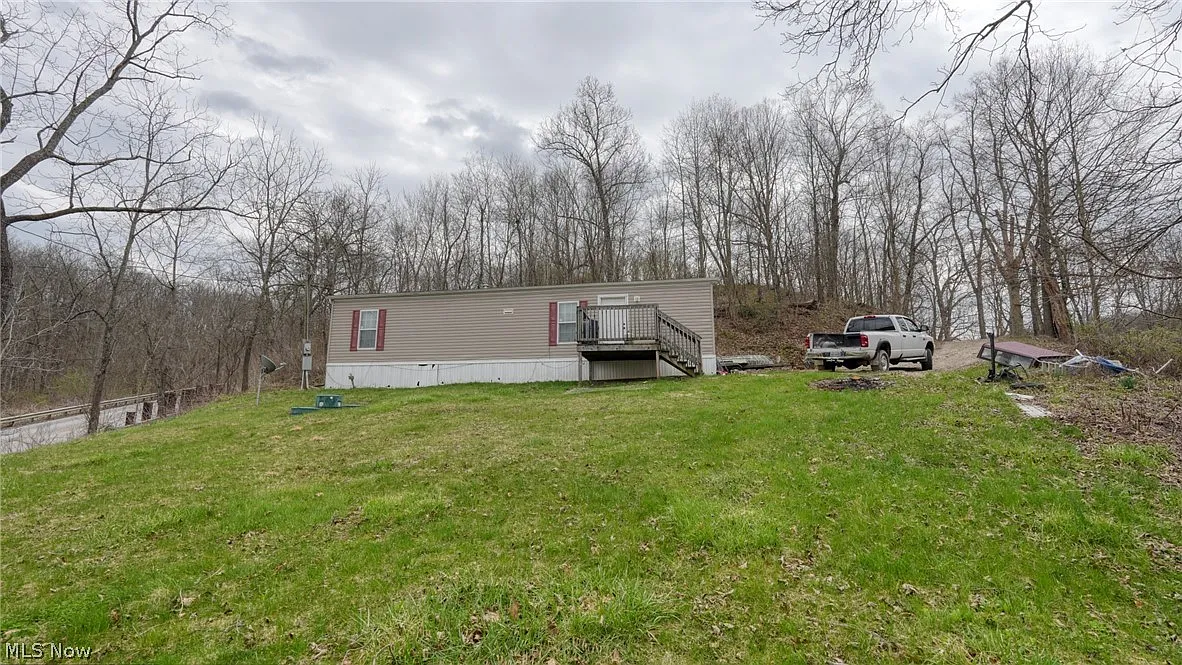 12040 Robins Rd photo 1
