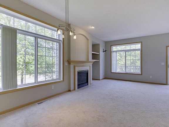 4th image of 2400 Eagle Trace Ln