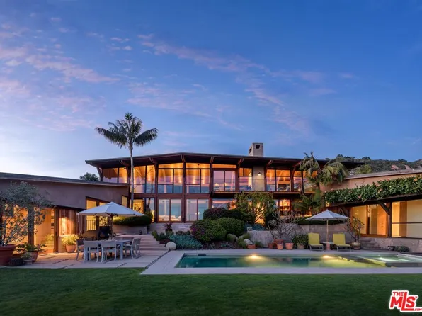 4038 Foothill Rd, Carpinteria, CA 93013
