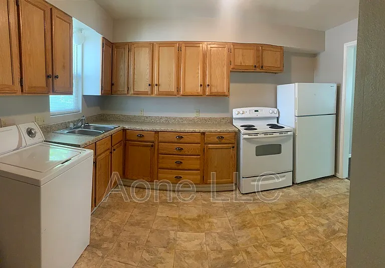 2618 SW Clay St — Photo 19