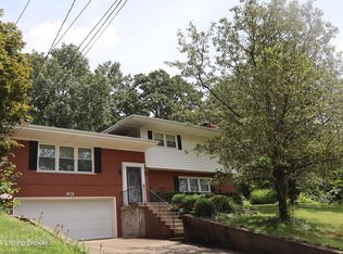 500 Hill Ridge Rd, Louisville, KY 40214