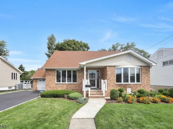 184 Mt View Dr, Clifton City, NJ 07013