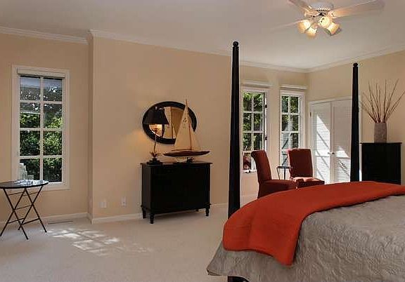 Huge Master Suite w/ Private Sitting Area, Private Deck, Walk-in Closet...