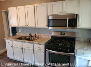 258 S 10th St, Burlington, IA