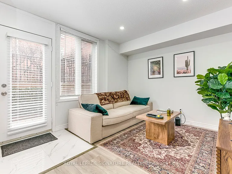 10 Douro St #525 — Photo 6