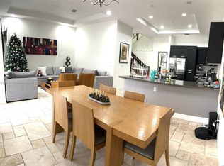 8462 NW 52nd St #8462, Miami, FL 33166