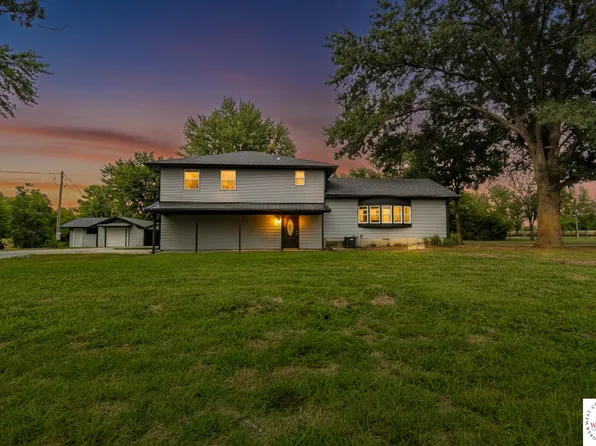 354 NW 637p Rd, Clinton, MO 64735