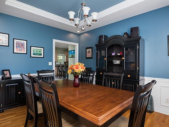 5th image of 121 Blackberry Ridge Ct