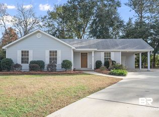 19 Burlington Dr, Fairhope, AL 36532