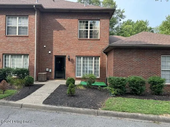 216 Hampton Place Ct, Fairdale, KY 40118