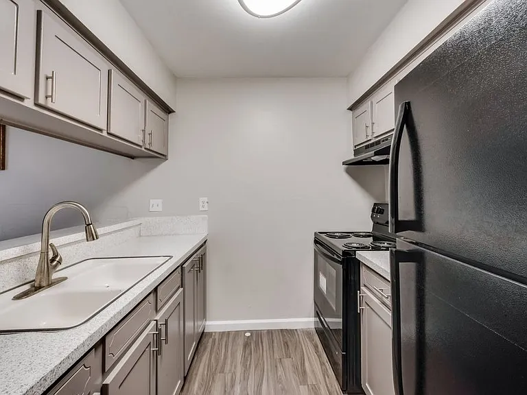 The Bianca Apartments — Photo 4