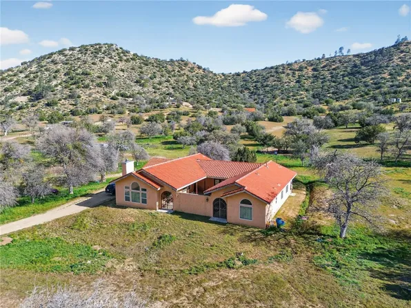 11701 Back Canyon Rd, Caliente, CA 93518