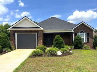 302 Gray Fox Xing, Bonaire, GA 31005