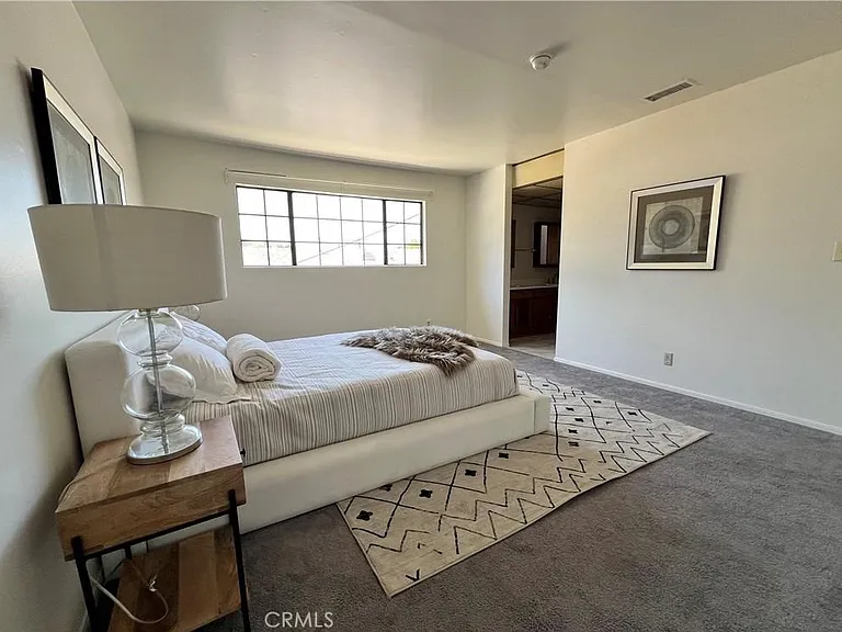 5034 Templeton St #A-EL — Photo 8