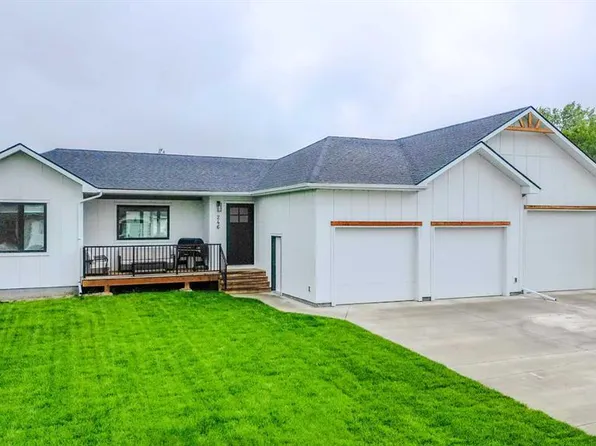 246 S 4a St, Stirling, AB T0K 2E0