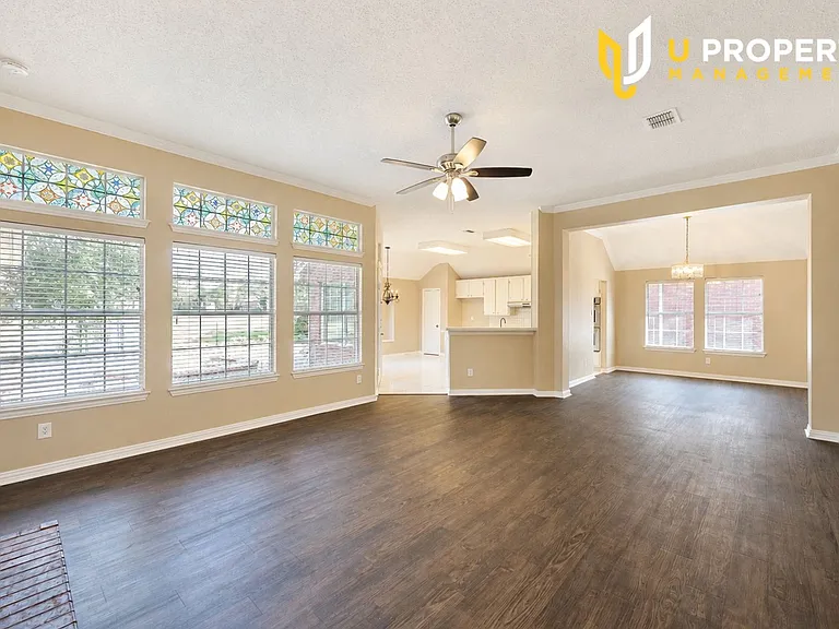 5605 Belle Chasse Ln — Photo 7