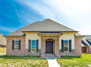 373 Tigerlily Dr, Houma, LA 70360