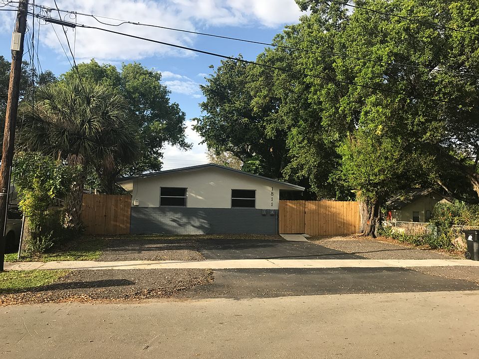 1st image of 1811 SW 21st St #1