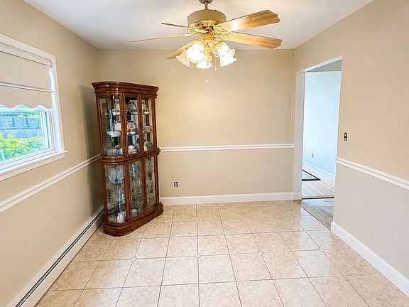 5th image of 61 Mansion Ave Floor 2