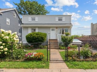 229 Hillcrest Ter, Roselle Boro, NJ 07203