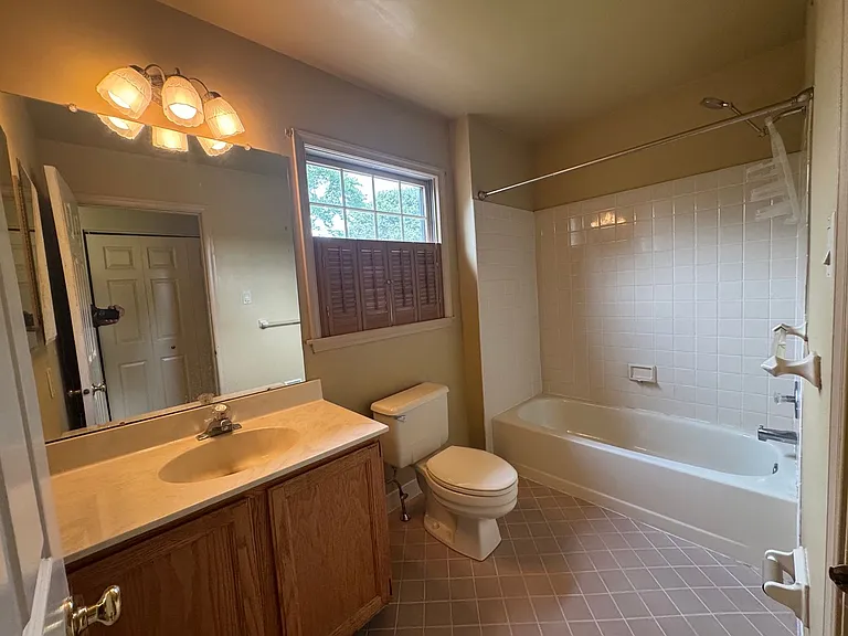 102 Ravenwood Pl — Photo 27