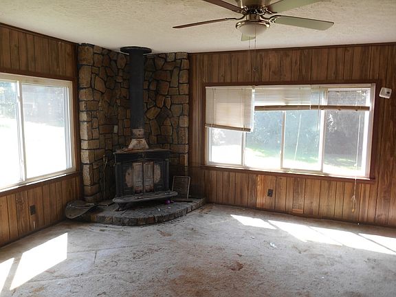 3rd image of 169 Ficklen Ave