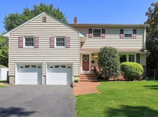 230 Denman Rd, Cranford, NJ 07016