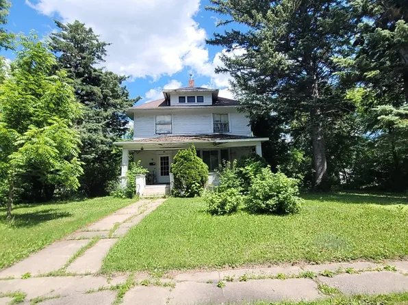 18 2nd St E, Ada, MN 56510
