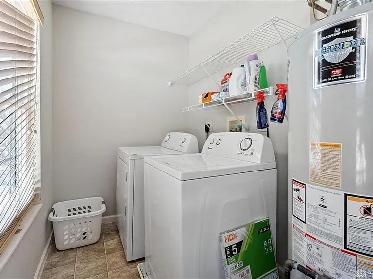 10086 N Cliff Swallow Ct — Photo 19