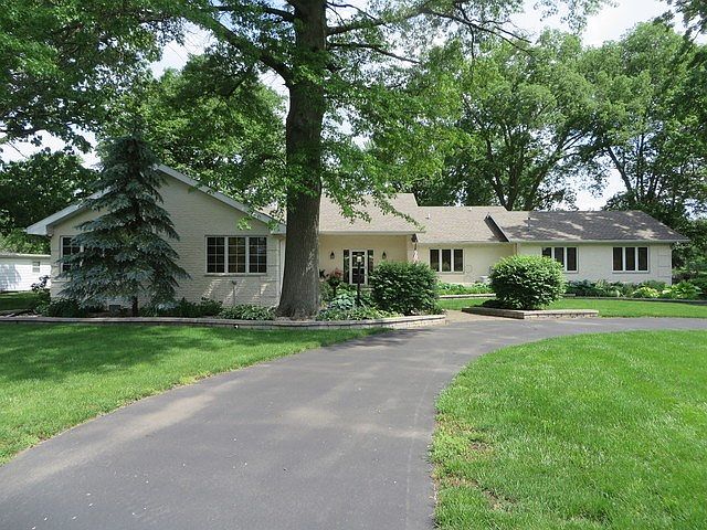 1st image of 11879 E Gregg Blvd