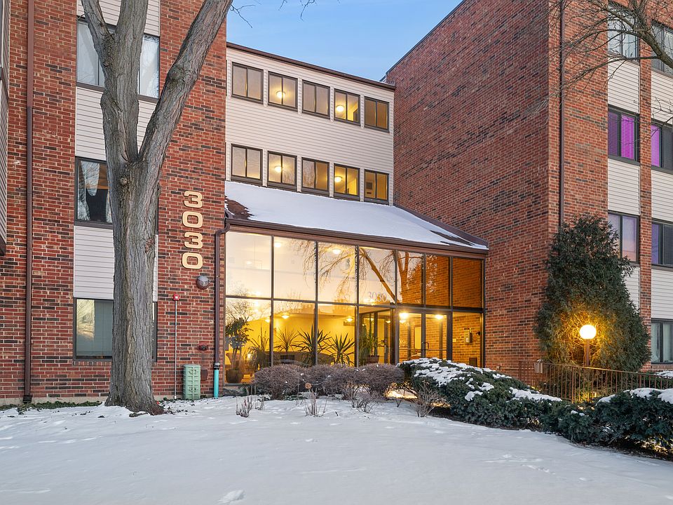 1st image of 3030 Pheasant Creek Dr APT 102