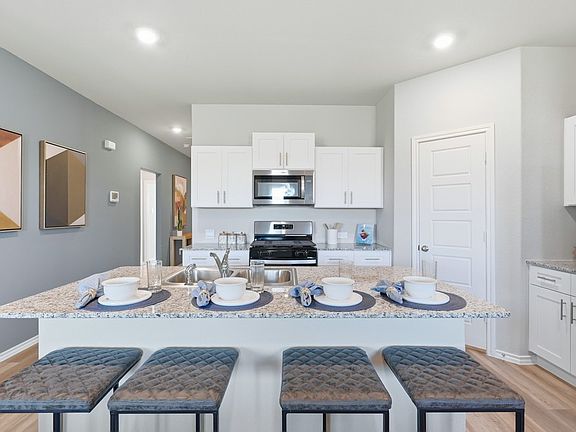 2nd image of 1052 Burnt Ranch Ln