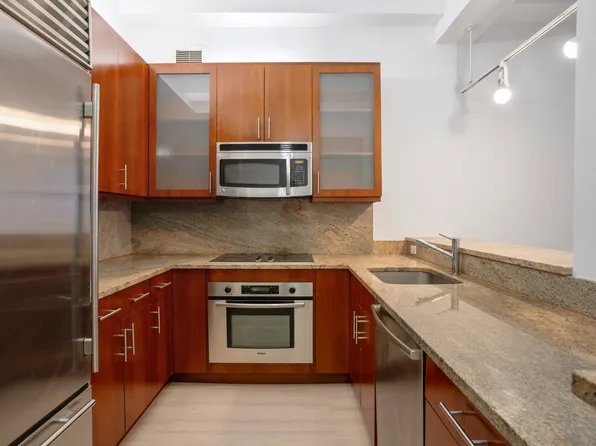 80 John Street 7G image 2 of 8
