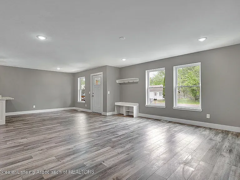 5006 Christiansen Rd — Photo 6