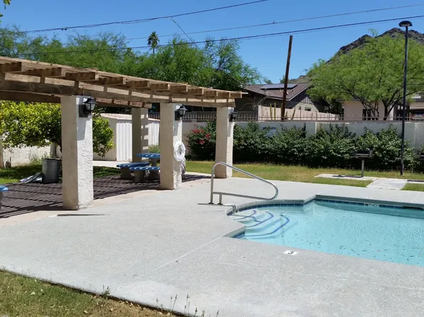 8833 N 12th Pl, Phoenix, AZ 85020