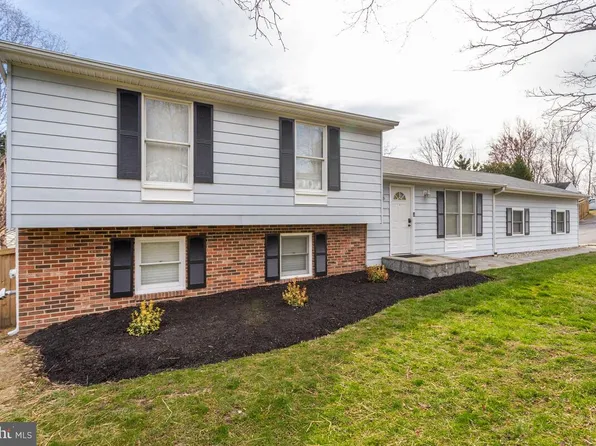 8575 Saint Andrews Dr, Chesapeake Beach, MD 20732