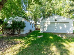 80 Lane 101 Long Beach Lk, Fremont, IN 46737