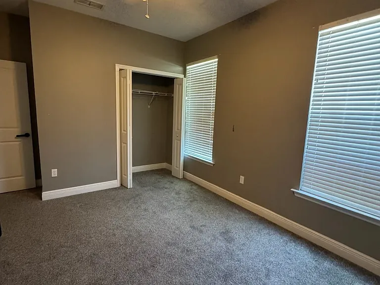 6207 Jordans Pass Dr — Photo 18