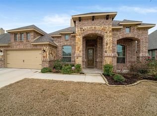 418 Foxtail Ct, Waxahachie, TX 75165