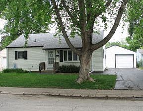5th image of 2638 McBride Ave