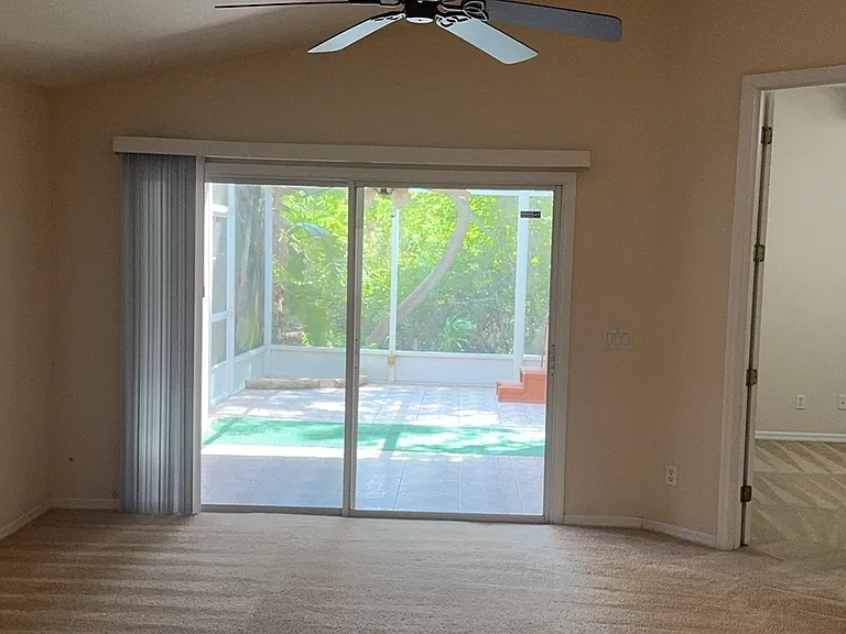 2362 Glasbern Cir — Photo 17