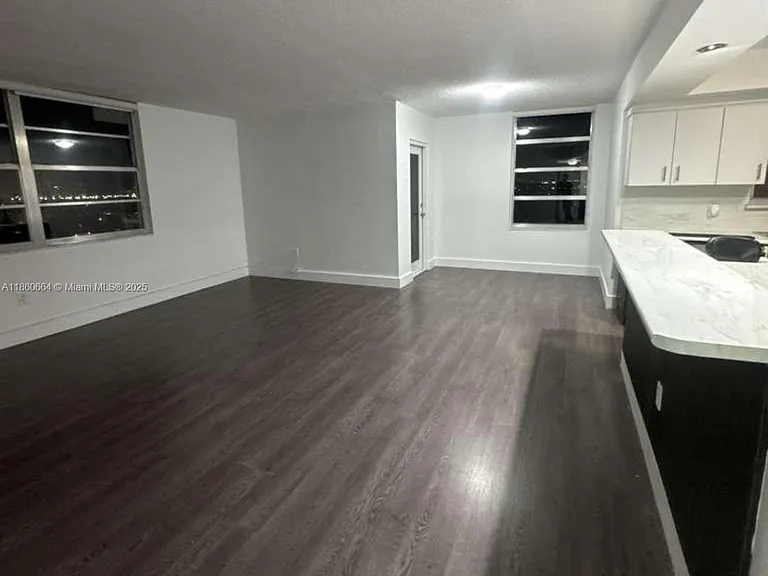 1301 NE Miami Gardens Dr #1625W — Photo 6