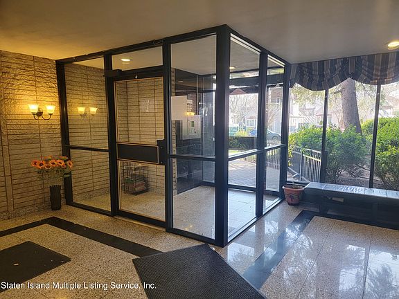 3rd image of 145 Lincoln Ave APT 3U