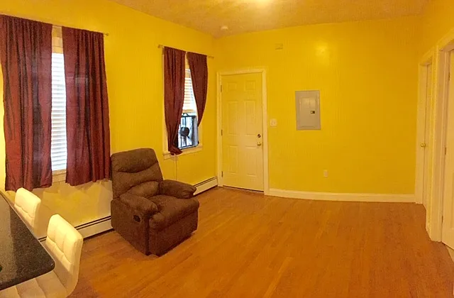 23R Armstrong St #1 — Photo 3