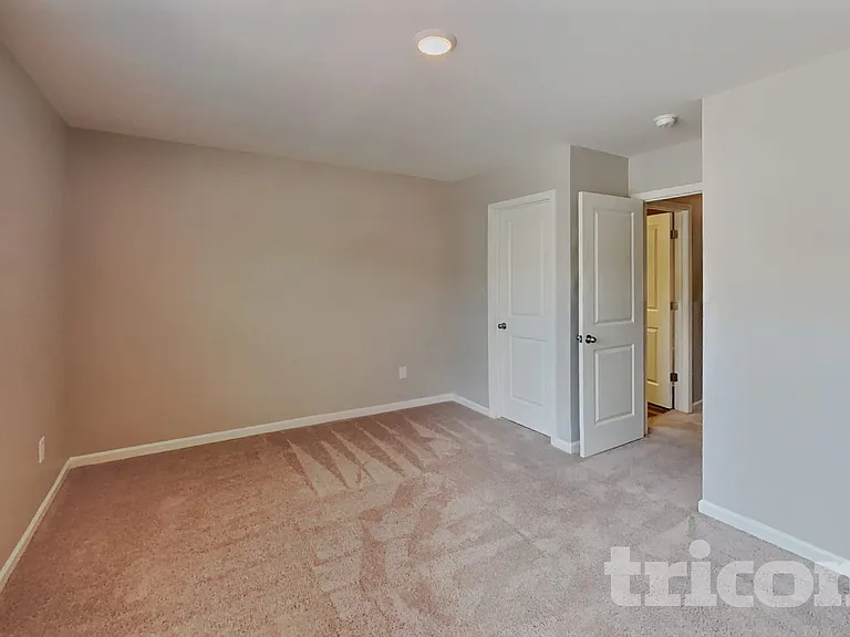 105 Meadow Vista Ln — Photo 13